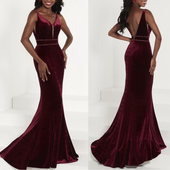 TIFFANY DESIGNS Burgundy Wine Velvet Beaded V Neck Prom Gown Formal Dress Sz 4 - Picture 12 of 12